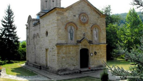 MANASTIR KOPORIN NA „SALONU VINA“ U PARAĆINU: Neguju vinograd od oko sedam hektara  (FOTO)