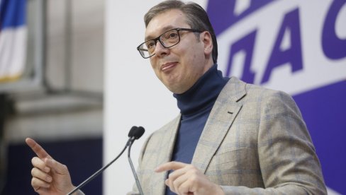 VUČIĆ: Ne krijemo ko nas predvodi za razliku od opozicije koja krije svoje gazde Rota, Šidera, Šenaka