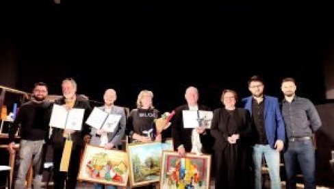 NATURŠČICI NA SCENI: Završen prvi „Festival amaterskih glumačkih ostvarenja“ (FOTO) NATURŠČICI NA SCENI: Završen prvi „Festival amaterskih glumačkih ostvarenja“ (FOTO)