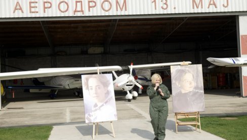 DANAS SLAVIMO ANDRIJIN PRVI NEBESKI ROĐENDAN: Potresne scene na sportskom aerodromu 13. maj (VIDEO)