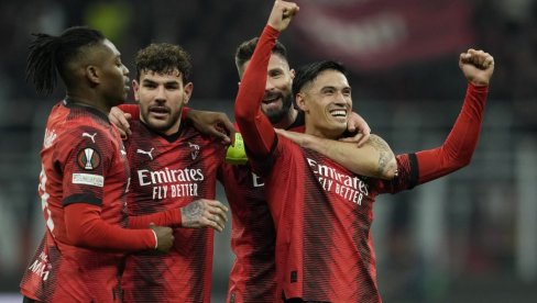 MILAN POBEDIO SLAVIJU: Jović meč počeo sa klupe, rosoneri sa dva gola prednosti idu u Prag