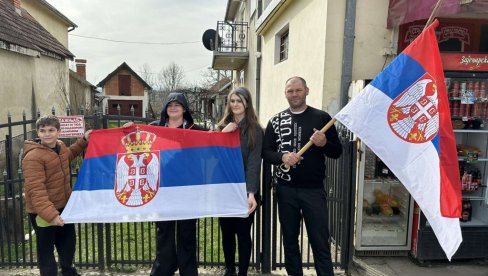 ПАМБУКОВИЦА ЧЕКА ВУЧИЋА: Све је спремно за посету председника (ВИДЕО) ПАМБУКОВИЦА ЧЕКА ВУЧИЋА: Све је спремно за посету председника (ВИДЕО)