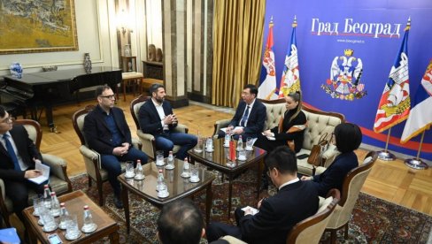 VAŽNI RAZGOVORI O ŠIRENJU SARADNJE: Šapić ugostio delegaciju kineske provincije Šandong (FOTO) VAŽNI RAZGOVORI O ŠIRENJU SARADNJE: Šapić ugostio delegaciju kineske provincije Šandong (FOTO)