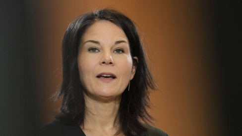 LICEMERNOM ZAPADU SVE SE VRAĆA: Analena, seti se Kosova