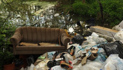 НАШ ОТПАД – НАША ОДГОВОРНОСТ: Краљевчани санирају седам дивљих депонија на територији града НАШ ОТПАД – НАША ОДГОВОРНОСТ: Краљевчани санирају седам дивљих депонија на територији града