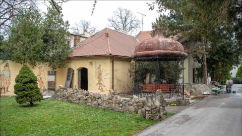 PROLEĆNO SREĐIVANJE: Uređuju Županijski park, jedinstvenu zelenu oazu u centru Zrenjanina (FOTO) PROLEĆNO SREĐIVANJE: Uređuju Županijski park, jedinstvenu zelenu oazu u centru Zrenjanina (FOTO)