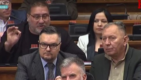 СВУ ИСТИНУ О ЂИЛАСУ И ТЕПИЋ ЋУ ИСПРИЧАТИ“ Булатовић: Најмање о моралу, Србији и Косову могу они да причају (ВИДЕО) СВУ ИСТИНУ О ЂИЛАСУ И ТЕПИЋ ЋУ ИСПРИЧАТИ“ Булатовић: Најмање о моралу, Србији и Косову могу они да причају (ВИДЕО)