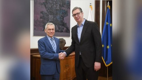 VUČIĆ NAKON SASTANKA SA HARČENKOM: Uručio sam mu pismo za predsednika Putina