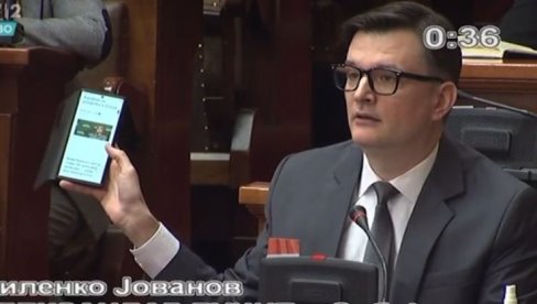 ЈОВАНОВ ПРОНАШАО ФАНТОМА: Не, није у СНС, већ поред Борка Стефановића ЈОВАНОВ ПРОНАШАО ФАНТОМА: Не, није у СНС, већ поред Борка Стефановића