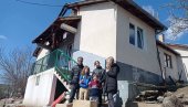 POMOĆ ZA PORODICU STOJANOVIĆ IZ KOSOVSKE KAMENICE: Biće sanirana šteta od požara POMOĆ ZA PORODICU STOJANOVIĆ IZ KOSOVSKE KAMENICE: Biće sanirana šteta od požara