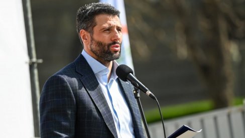 ŠAPIĆ OSUDIO PROMOCIJU ANTISRPSKE POLITIKE: Ne smemo zaboraviti naše heroje ŠAPIĆ OSUDIO PROMOCIJU ANTISRPSKE POLITIKE: Ne smemo zaboraviti naše heroje