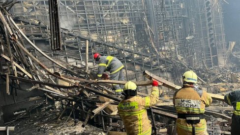 И ДАЉЕ СЕ НЕ ЗНА ГДЕ ЈЕ СКОРО 100 ЉУДИ ПОСЛЕ ЈЕЗИВОГ НАПАДА У МОСКВИ: Породице и пријатељи очајни, данима трагају за најмилијима И ДАЉЕ СЕ НЕ ЗНА ГДЕ ЈЕ СКОРО 100 ЉУДИ ПОСЛЕ ЈЕЗИВОГ НАПАДА У МОСКВИ: Породице и пријатељи очајни, данима трагају за најмилијима