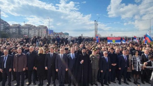 POČAST STRADALIM BRANIOCIMA OTADŽBINE: U Nišu otrivena i osvećena Spomen-kripta „Novim kosovskim junacima“