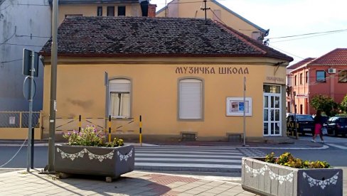 ДАНАС „ДАНИ КЛАВИРА“ У МУЗИЧКОЈ ШКОЛИ: Уз госте из Земуна ДАНАС „ДАНИ КЛАВИРА“ У МУЗИЧКОЈ ШКОЛИ: Уз госте из Земуна
