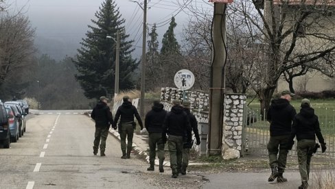 ПРОНАЂЕН СНИМАК НА КОМ СЕ МОЖДА НАЛАЗИ НЕСТАЛА ДАНКА: Полиција управо проверава видео-запис са камера куће ПРОНАЂЕН СНИМАК НА КОМ СЕ МОЖДА НАЛАЗИ НЕСТАЛА ДАНКА: Полиција управо проверава видео-запис са камера куће