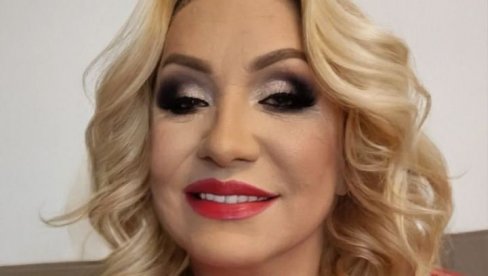 СОФИЈА У ТРАНСУ: Весна Змијанац срушила све рекорде (ФОТО/ВИДЕО) СОФИЈА У ТРАНСУ: Весна Змијанац срушила све рекорде (ФОТО/ВИДЕО)