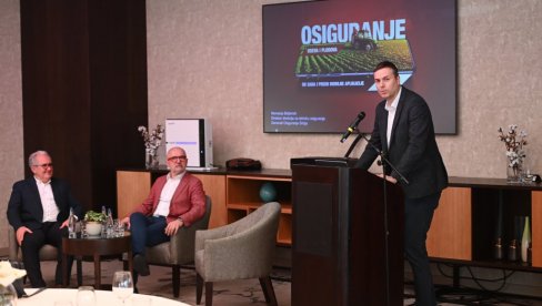 ОСИГУРАЊЕ УСЕВА ДИРЕКТНО СА ЊИВЕ: Крупан корак ка широј заштити пољопривреде од непогода ОСИГУРАЊЕ УСЕВА ДИРЕКТНО СА ЊИВЕ: Крупан корак ка широј заштити пољопривреде од непогода