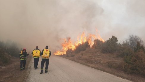 UGAŠEN POŽARA U BABINAMA KOD PRIJEPOLJA: Vatrogasci se izborili stihijom