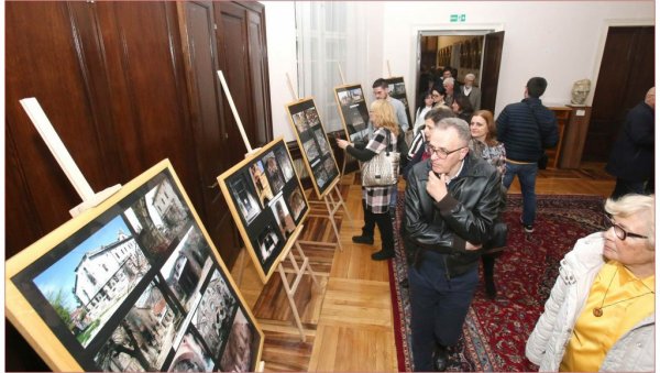 СЕЋАЊЕ НА МАРТОВСКЕ ПОГРОМЕ : Две потресне изложбе у  Матици српској