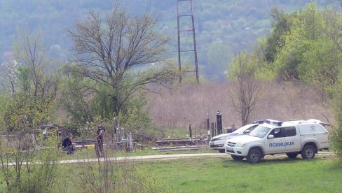 ZLOT POD POLICIJSKOM OPSADOM: Forenzika na groblju, traga se za telom ubijene Danke (FOTO/VIDEO)