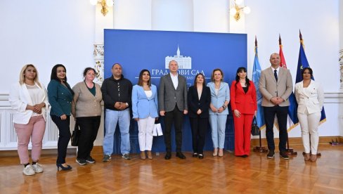 GRADONAČELNIK NOVOG SADA PRIMIO DELEGACIJU ROMSKE ZAJEDNICE: Podrška Grada perspektivnim preduzetnicima