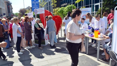 PREVENTIVOM DO ZDRAVLJA: Akcija bijeljinske bolnice i Udruženja Diabeta