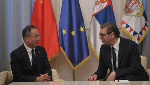 VUČIĆ SUTRA NA VAŽNOM SASTANKU: Predsednik se sastaje sa ambasadorom Kine Li Mingom