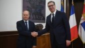 VUČIĆ SA TROKAZOM POVODOM KiM: Srbija je ozbiljan partner koji drži svoju reč, a to očekuje i od sagovornika (FOTO)