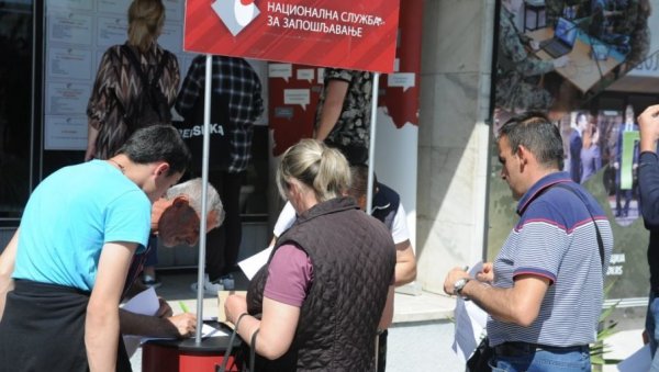 УЗ ПОДРШКУ ДО ПОСЛА: Расписани Јавни позиви Националне службе за запошљавање