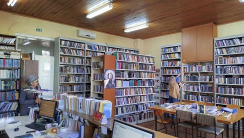 TAKMIČENJE RECITATORA I PROMOCIJA KNJIGA: Sutra u organizaciji paraćinske Biblioteke