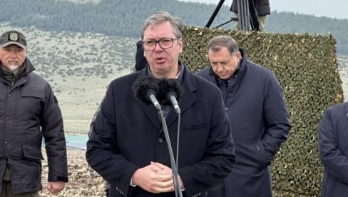 СРАМ ВАС БИЛО, ЛАЖОВИ ЈЕДНИ Вучић јасно о лицемерју Запада: Данас је 11 година бруталних неистина, терора и лажи СРАМ ВАС БИЛО, ЛАЖОВИ ЈЕДНИ Вучић јасно о лицемерју Запада: Данас је 11 година бруталних неистина, терора и лажи