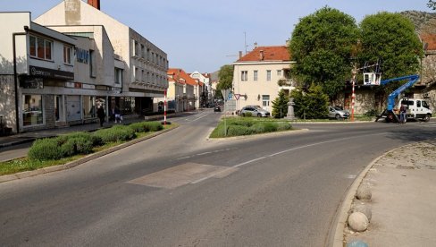 ZBOG RADOVA MENJA SE REŽIM SAOBRAĆAJA KROZ CENTAR GRADA: Trebinje dobija novi kružni tok