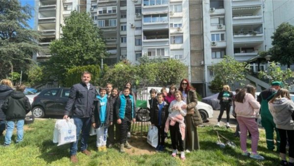 ЈЕДНА ШКОЛА = ЈЕДНО ДРВО: Општина Врачар обележила Међународни дан планете Земље