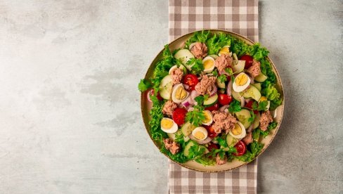 TUNA SALATA: Lagana i zdrava, očaraće vas sjajnim ukusom