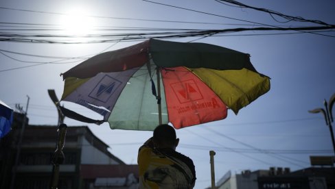 NA SNAZI CRVENI METEO-ALARM: U šest sati najtoplije u Beogradu i Paliću sa 25, a u Sjenici 13 stepeni celzijusa