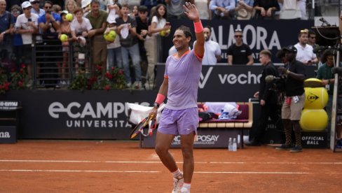 NADAL STIGAO U PARIZ! Rafa dočekan uz ovacije na Rolan Garosu (VIDEO)