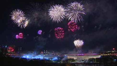 МОСКВА СЛАВИ: Спектакл у главном граду Русије (ВИДЕО)