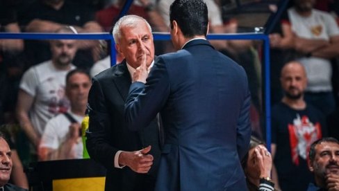 ВРЕЂАЈУ, У СТАРОМ СТИЛУ! А ОНО СА САТОМ... Жељко Обрадовић и изјава после пораза Партизана од Звезде у АБА финалу о којој ће се причати ВРЕЂАЈУ, У СТАРОМ СТИЛУ! А ОНО СА САТОМ... Жељко Обрадовић и изјава после пораза Партизана од Звезде у АБА финалу о којој ће се причати