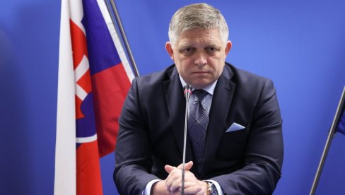 PRVI PUT POSLE ATENTATA: Fico učestvuje na sednici vlade