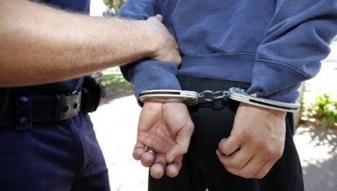 POLNO UZNEMIRAVAO MALOLETNICU (16): Okrivljeni sve negirao u Tužilaštvu, traži se pritvor do 30 dana