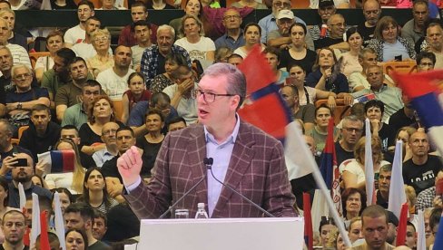 СВЕ СУ УНИШТИЛИ, ХОЋЕ ОПЕТ ДА КАТАНЧЕ ФАБРИКЕ Вучић о опозицији: Нису способни да покажу план и програм, у стању су да буду против свега СВЕ СУ УНИШТИЛИ, ХОЋЕ ОПЕТ ДА КАТАНЧЕ ФАБРИКЕ Вучић о опозицији: Нису способни да покажу план и програм, у стању су да буду против свега