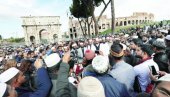 РЕКЕТИРАЈУ РАДНИКЕ ДА ФИНАНСИРАЈУ ЏАМИЈЕ: Италијански град Монфалконе у провинцији Гориција постао место где влада и спроводи терор исламск