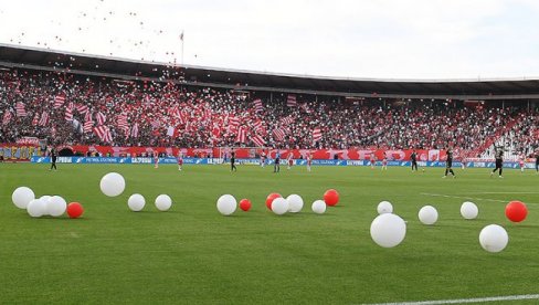 ZVEZDA DOVELA VAŽNO POJAČANJE: Stigao organizator igre za Ligu šampiona! (VIDEO)