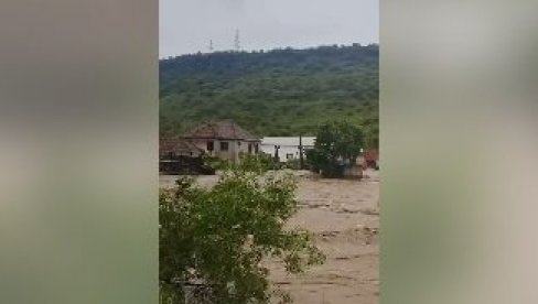 ПОПЛАВЕ У ЈЕРМЕНИЈИ: Руси спремни да помогну (ВИДЕО)