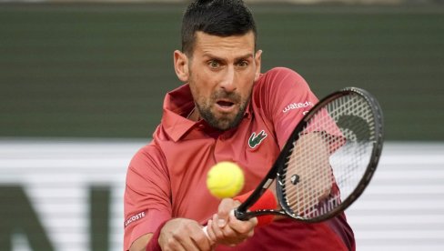 NOVAK ĐOKOVIĆ TRLJA RUKE: Evo šta je sve zaradio plasmanom u treće kolo Rolan Garosa NOVAK ĐOKOVIĆ TRLJA RUKE: Evo šta je sve zaradio plasmanom u treće kolo Rolan Garosa