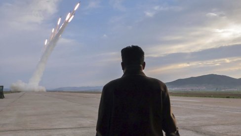 KIM SVE NADGLEDAO: Severna Koreja testirala nove rakete