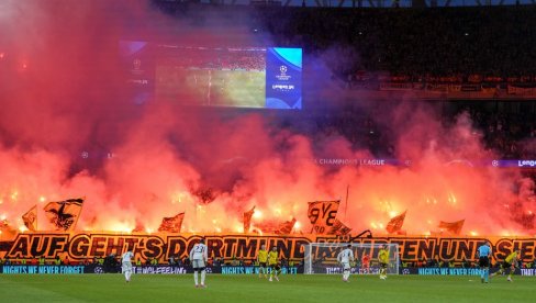 NOVI SKANDAL U SVETU FUDBALA: Napadač Borusije Dortmund lažirao godine!