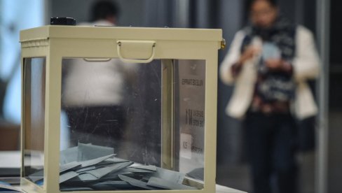 ПРОПАО КУРТИЈЕВ ПОКУШАЈ ДА ПРЕВАРИ СРБЕ Радаковић: Забележено више од 100 случајева промене бирачких места у друге општине