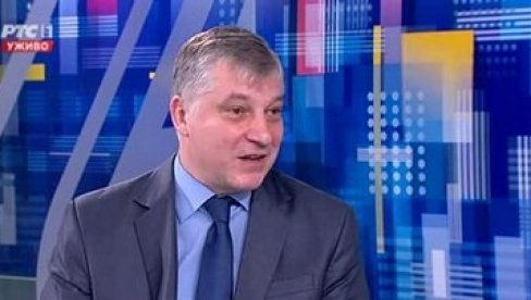 ЛУКИЋ О ТОКУ ИЗБОРА: Гласање протекло мирно, први резултати после 22.00 сата