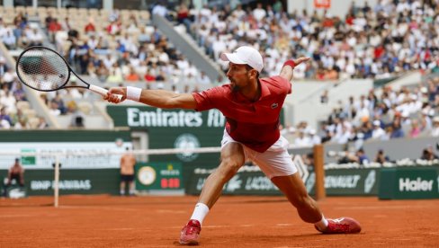 TADA NISAM NI SLUTIO: Novak Đoković podelio klip koji će istopiti vaša srca TADA NISAM NI SLUTIO: Novak Đoković podelio klip koji će istopiti vaša srca